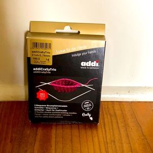 Addi Crasy trio knitting needles